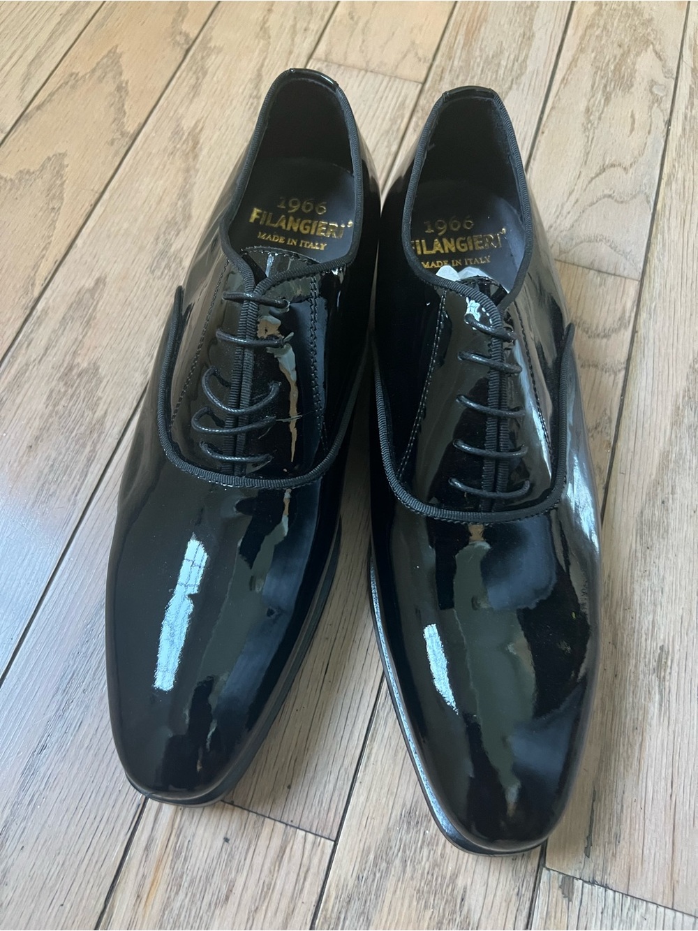Black Patent Leather Men's Lace-Up Dress Shoes